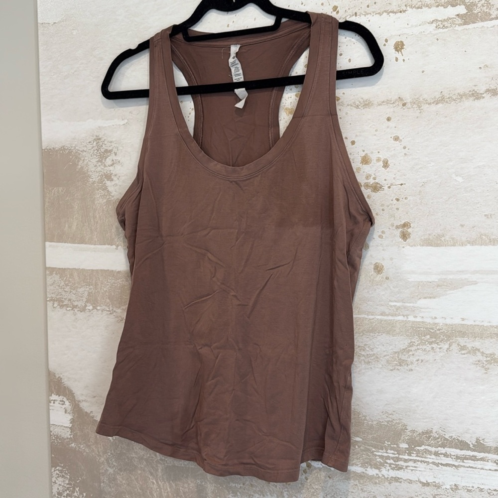 Lululemon Size 10 light mauve Sleeveless Women's Flowy Top